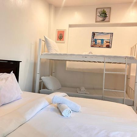 Luna Oslob Travellers Inn Buitenkant foto