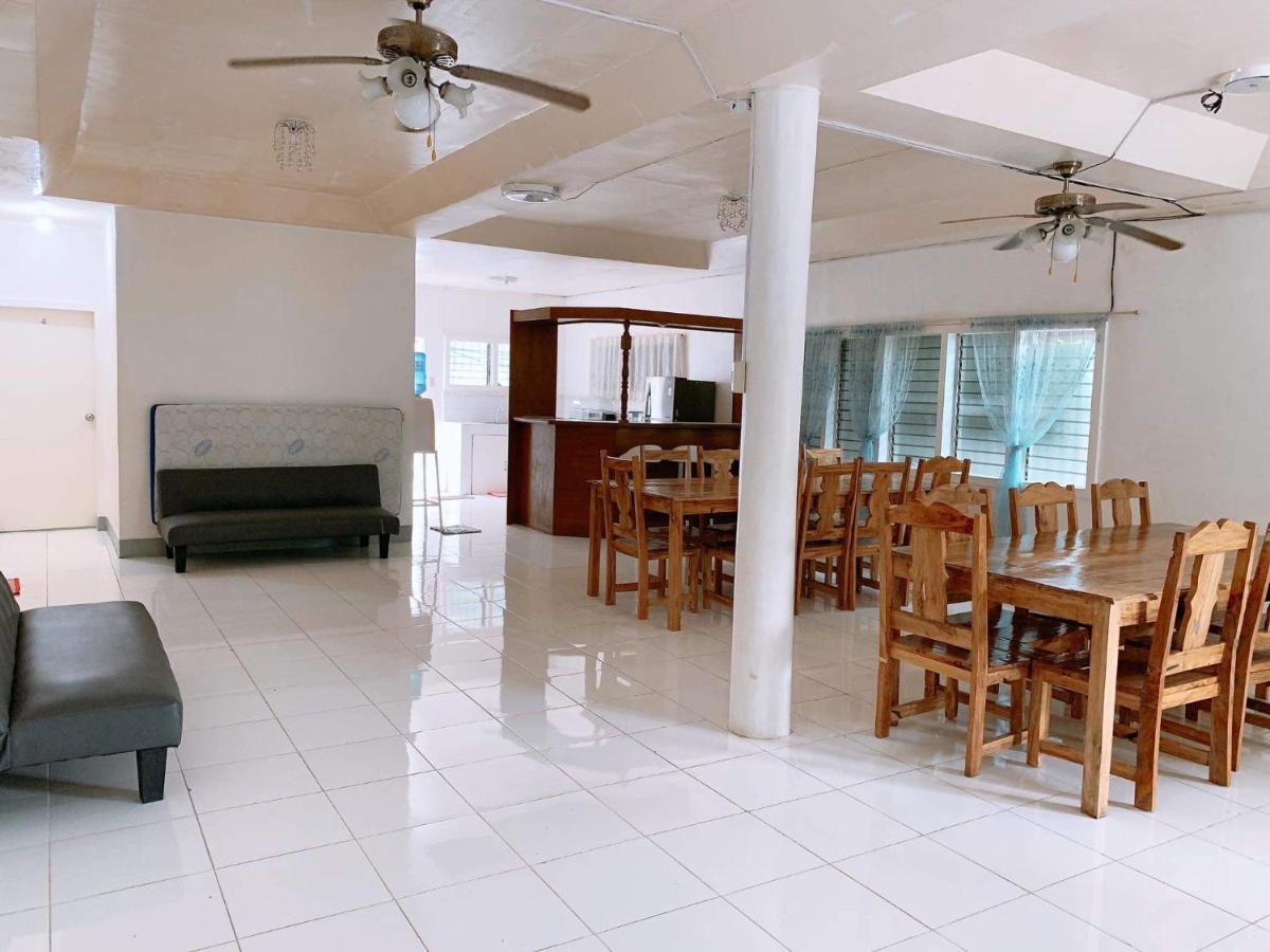 Luna Oslob Travellers Inn Buitenkant foto