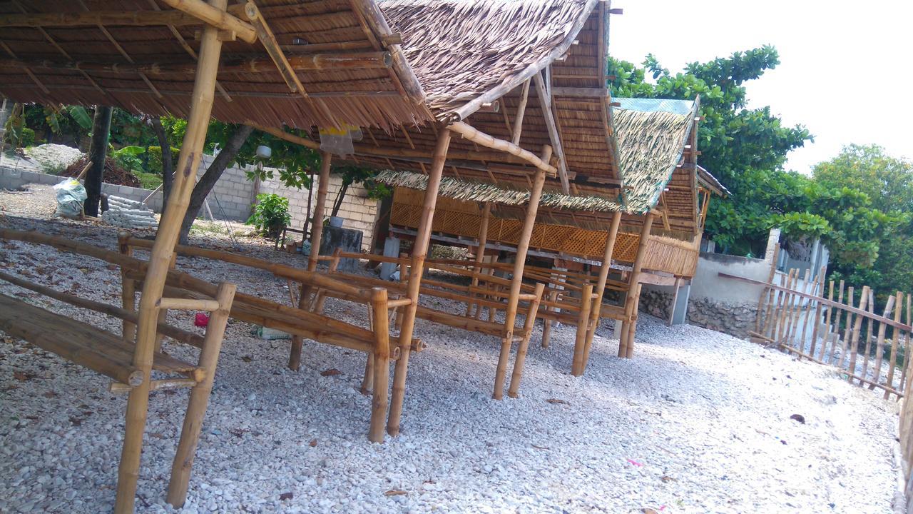 Luna Oslob Travellers Inn Buitenkant foto